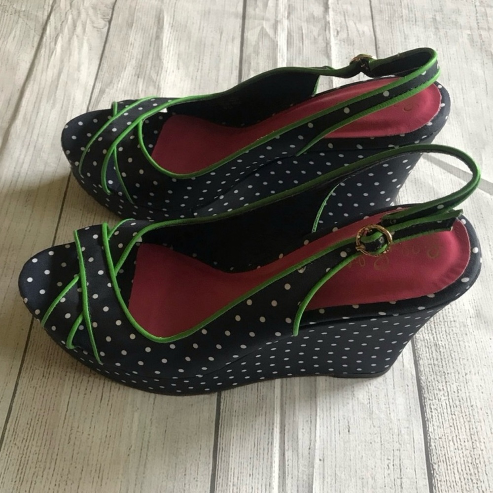 Lilly Pulitzer Picture Perfect Navy Polka Dot Heel
